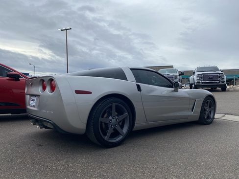Used 2006 Chevrolet Corvette Coupe w/ Preferred Equipment Group image 16