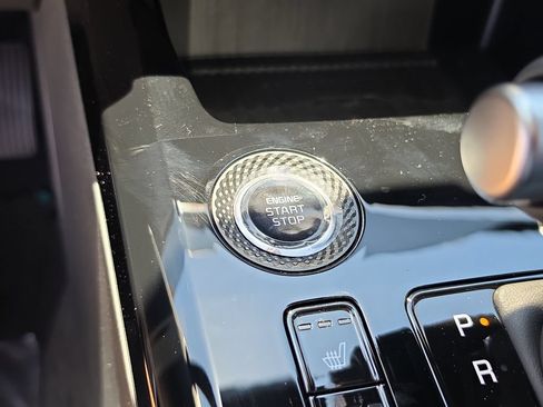 New 2026 Kia Niro FWD image 28