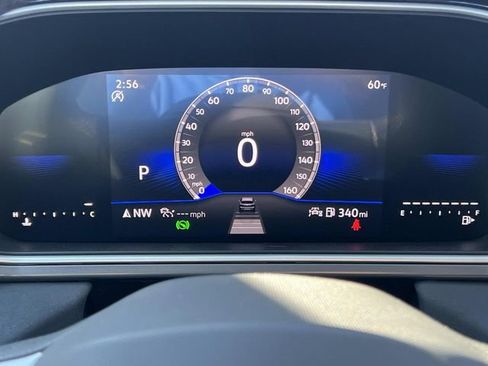 New 2026 Volkswagen Taos SE FWD image 18