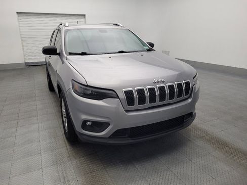 Used 2019 Jeep Cherokee Latitude Plus image 13