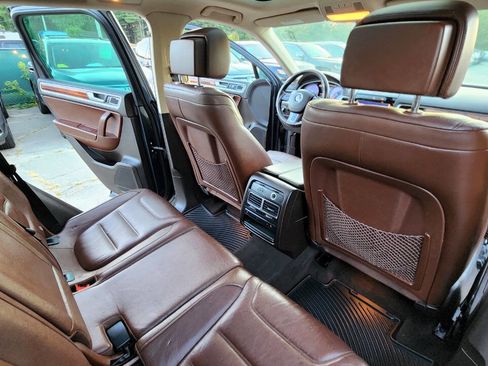 Used 2012 Volkswagen Touareg Executive image 44