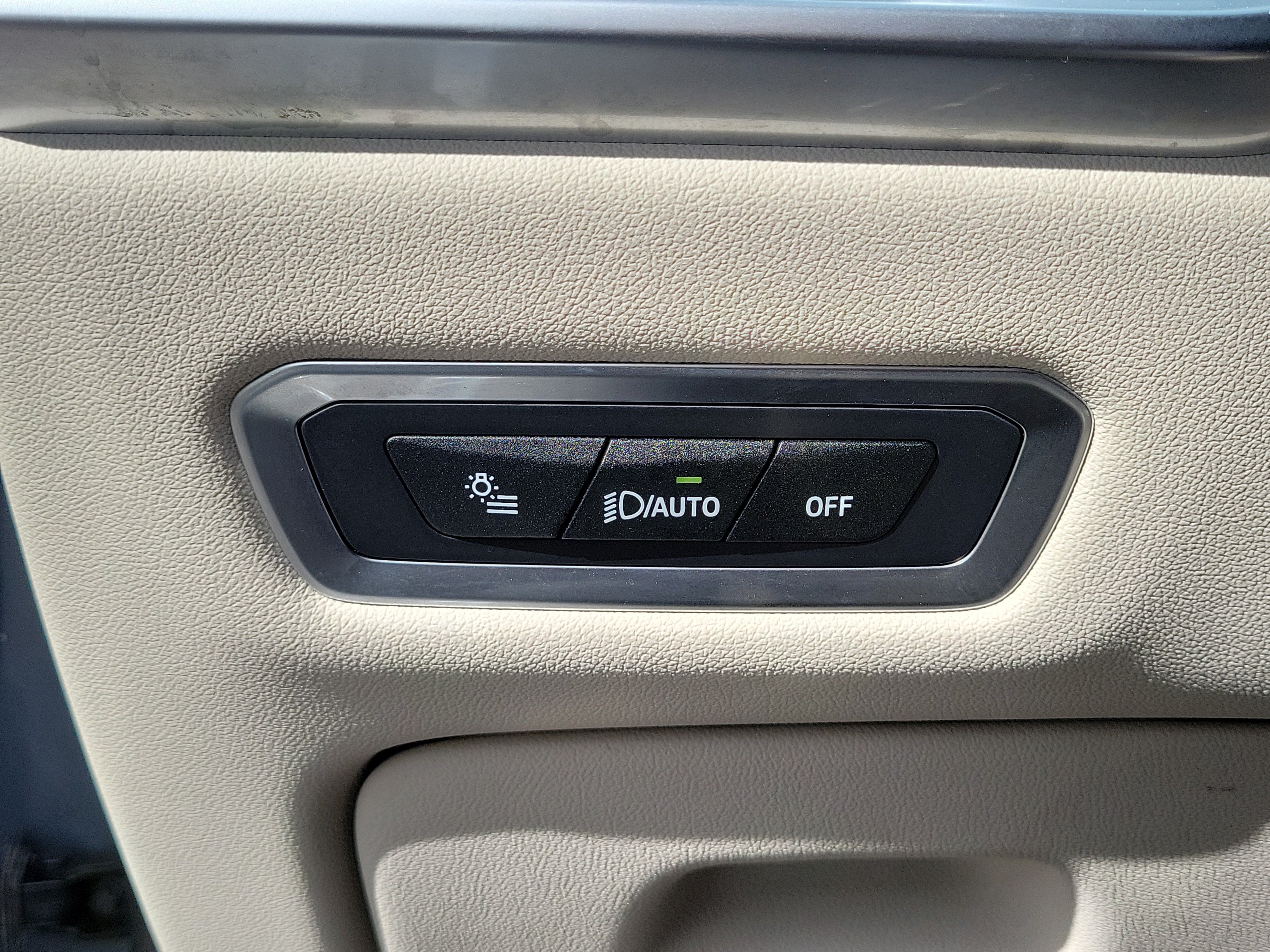 Used 2024 BMW X7 xDrive40i w/ M Sport Package AWD/4WD image 30