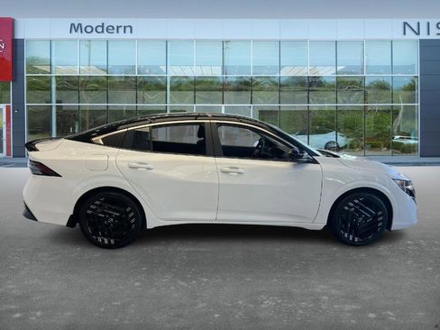 New 2026 Nissan Sentra SR image 4