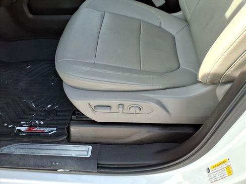 Used 2022 Chevrolet Silverado 1500 LTZ w/ LTZ Premium Package image 18