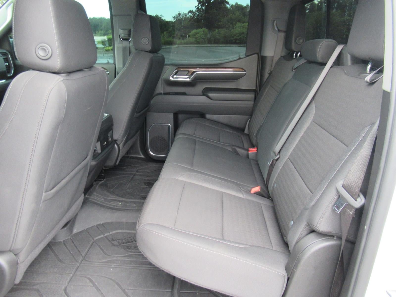 Used 2024 Chevrolet Silverado 1500 LT Trail Boss w/ Convenience Package II AWD/4WD image 38