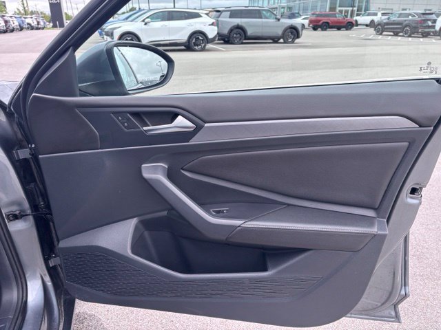 Used 2024 Volkswagen Jetta SE w/ Panoramic Sunroof Package FWD image 51