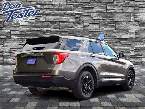 Certified 2021 Ford Explorer XLT AWD/4WD image 3