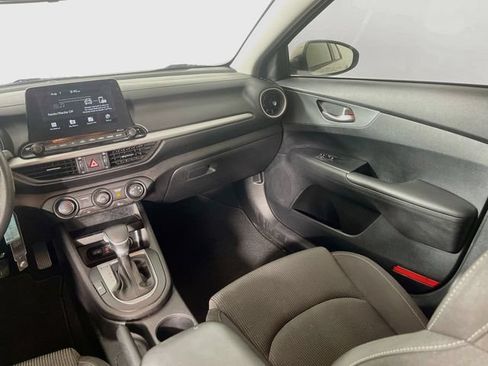 Used 2021 Kia Forte LXS FWD image 22