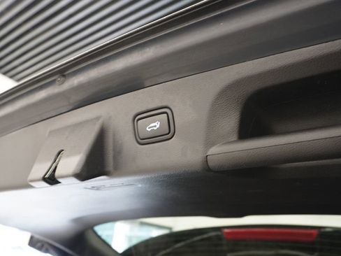 Used 2024 Hyundai Palisade SEL FWD image 21
