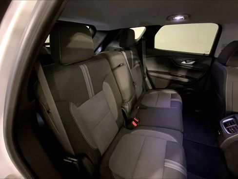 Used 2024 Chevrolet Blazer LT w/ Convenience Package FWD image 23