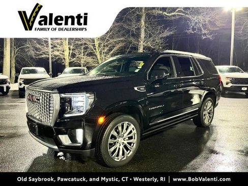Used 2022 GMC Yukon Denali w/ Denali Premium Package image 1