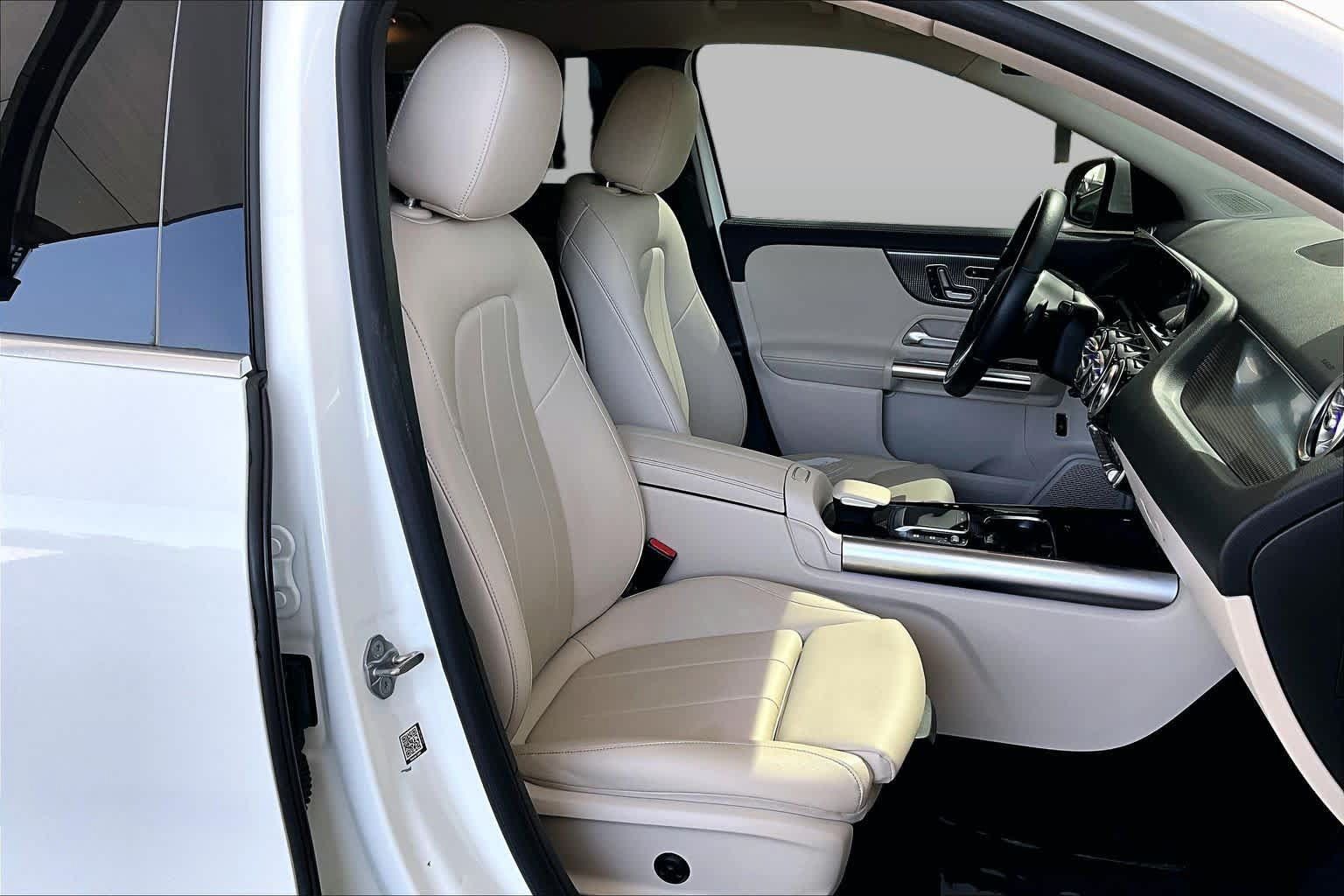Used 2021 Mercedes-Benz GLA 250 4MATIC image 9