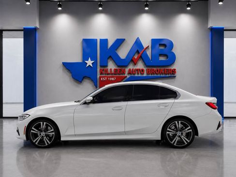 Used 2019 BMW 330i Sedan w/ Premium Package RWD image 6