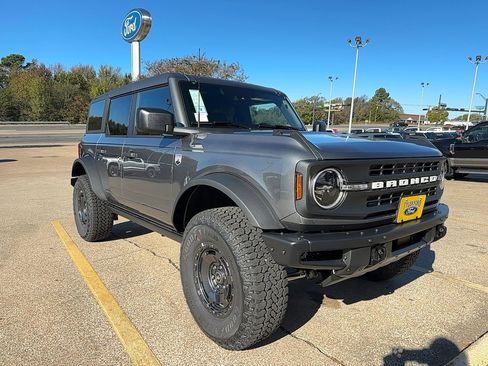 New 2025 Ford Bronco Big Bend w/ Black Diamond Package image 6