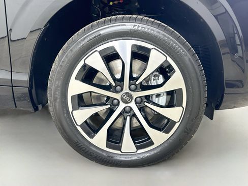 New 2026 Audi Q3 quattro 2.0T AWD/4WD image 11