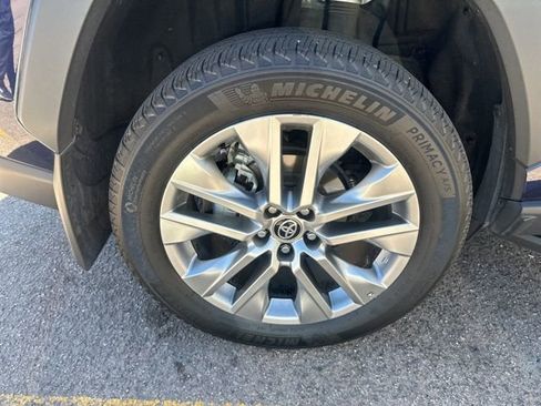 Used 2023 Toyota RAV4 Limited image 9