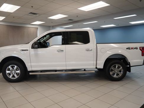 Used 2018 Ford F150 XLT w/ Equipment Group 302A Luxury image 2