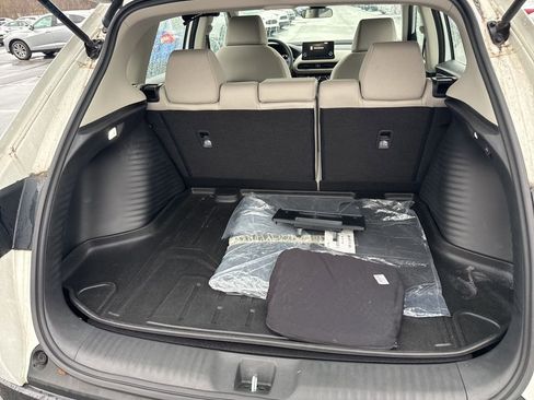 Used 2023 Honda HR-V LX image 10