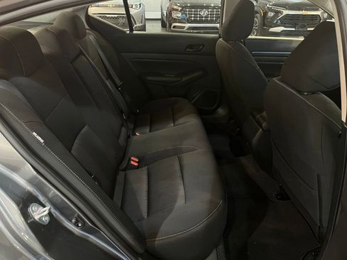 Used 2025 Nissan Altima 2.5 SV image 37