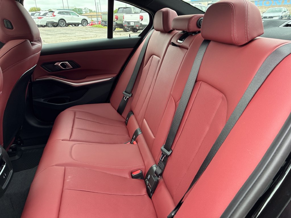 New 2026 BMW 330i xDrive Sedan w/ M Sport Package AWD/4WD image 19