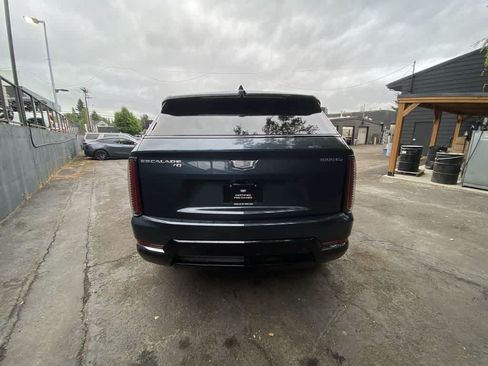 Certified 2026 Cadillac Escalade IQ Sport 2 AWD/4WD image 5