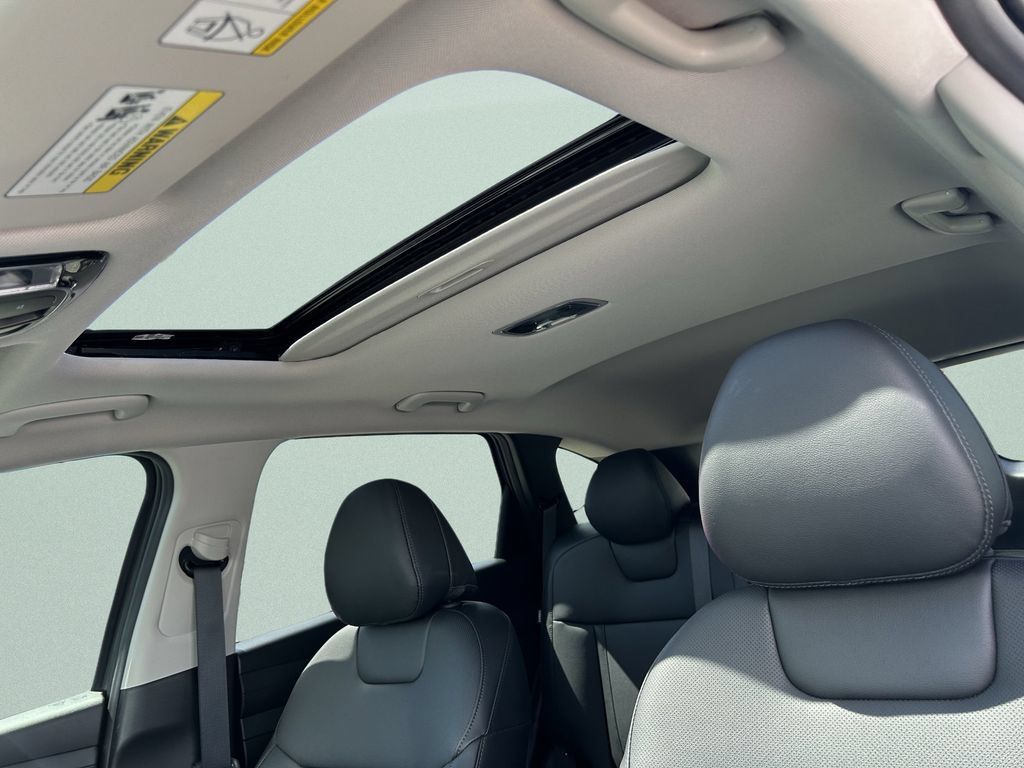 Certified 2025 Hyundai Tucson SEL FWD image 26