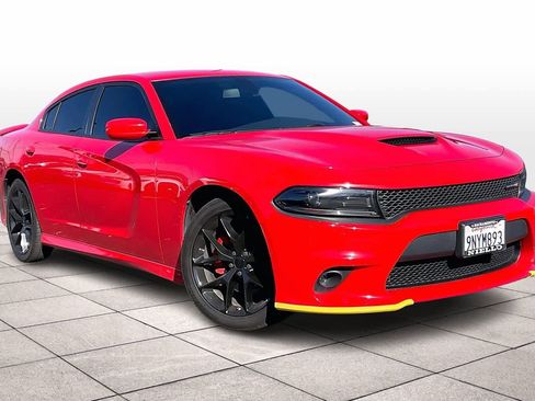 Used 2022 Dodge Charger GT image 2