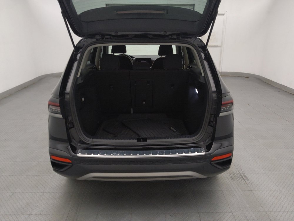Used 2025 Volkswagen Taos S FWD image 29