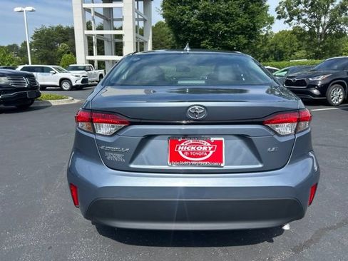 Used 2025 Toyota Corolla LE FWD image 8