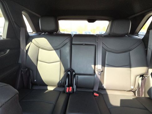 Used 2025 Cadillac XT5 Premium Luxury image 25