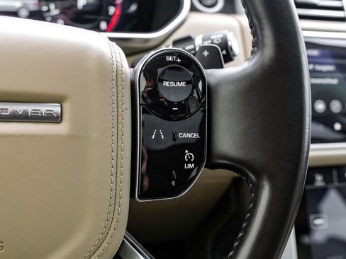 Used 2019 Land Rover Range Rover image 17