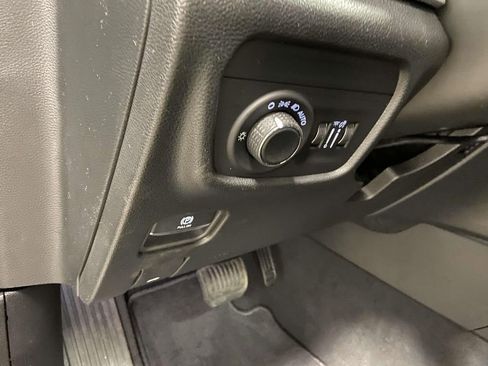 New 2025 Jeep Grand Cherokee L Altitude image 15