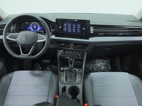 New 2025 Volkswagen Jetta SE image 11