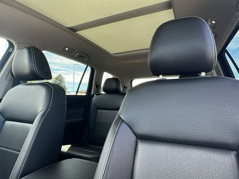 Used 2022 Volkswagen Atlas SE image 11