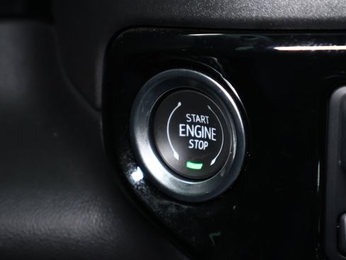 Used 2024 Chevrolet Silverado 1500 LT Trail Boss w/ Convenience Package II AWD/4WD image 18