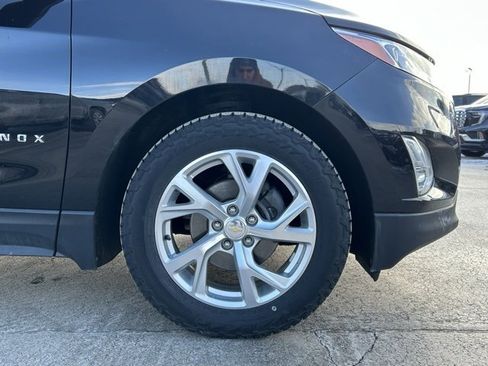 Used 2021 Chevrolet Equinox Premier image 16