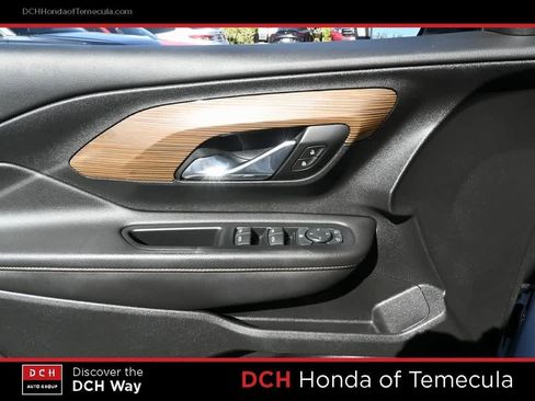 Used 2020 GMC Terrain SLE w/ Driver Convenience Package image 15