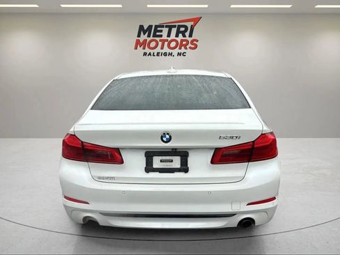 Used 2019 BMW 530i w/ Convenience Package image 6