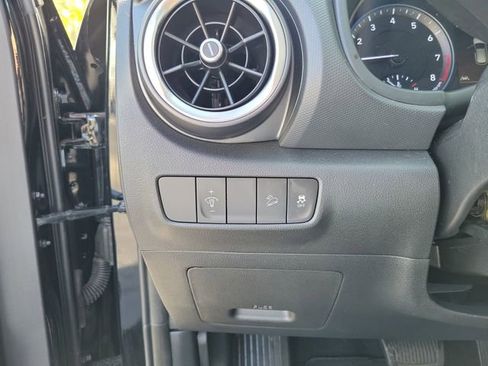 Used 2023 Hyundai Kona SEL image 13