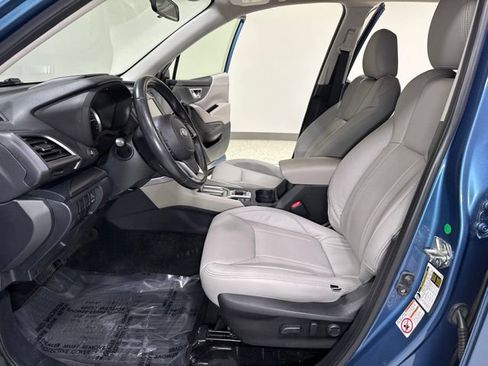 Used 2019 Subaru Forester Premium AWD/4WD image 13