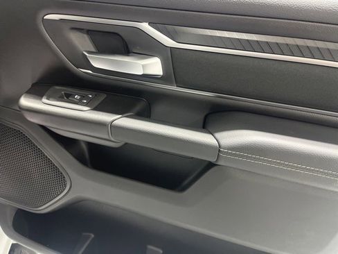New 2026 RAM 1500 4x4 Crew Cab image 24