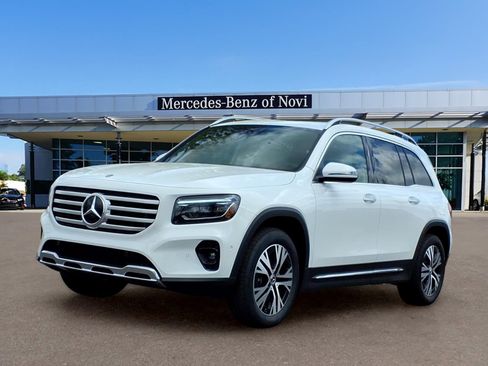 Certified 2025 Mercedes-Benz GLB 250 4MATIC image 1