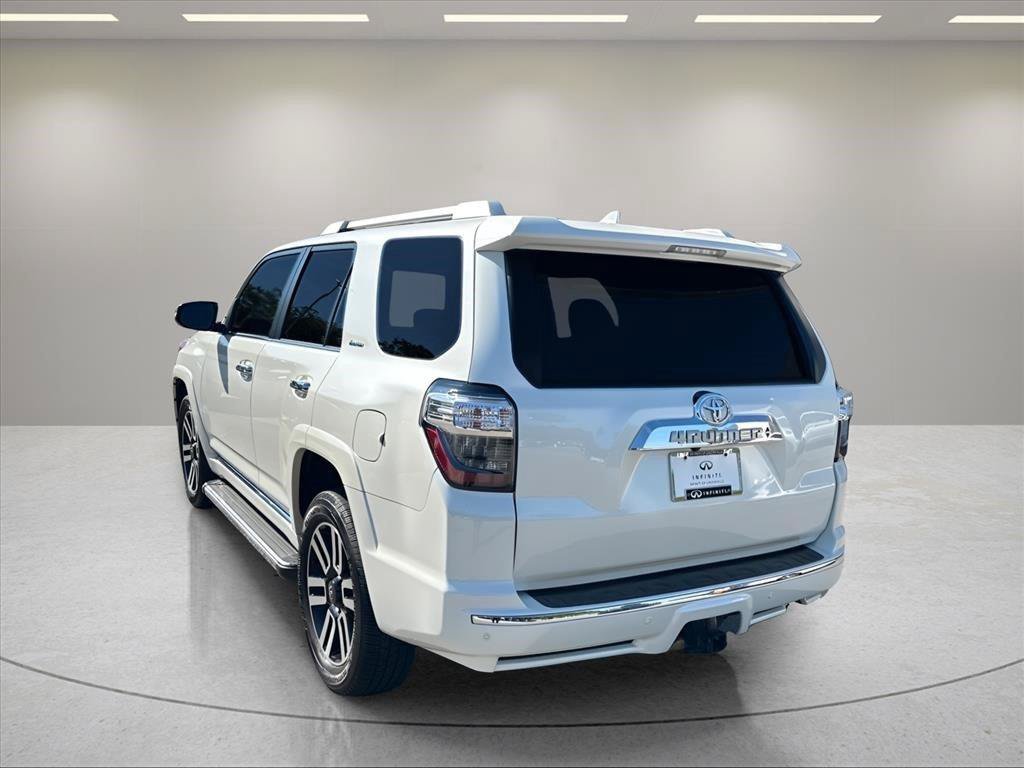 Used 2022 Toyota 4Runner Limited AWD/4WD image 3