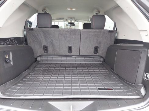 Used 2014 Chevrolet Equinox LT w/ Driver Convenience Package image 18