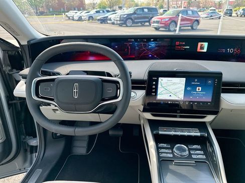 New 2026 Lincoln Nautilus Reserve AWD/4WD image 19