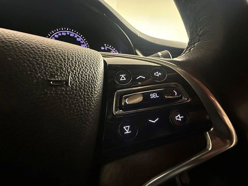 Used 2019 Cadillac XTS Luxury image 29