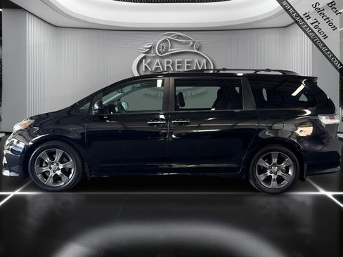 Used 2016 Toyota Sienna SE w/ SE Preferred Package FWD image 8