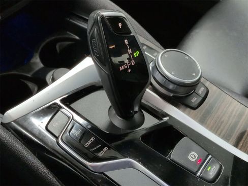 Used 2020 BMW 530i xDrive w/ Convenience Package image 35