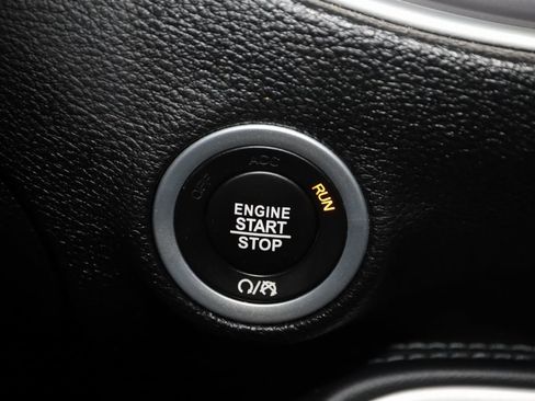 Used 2022 Dodge Challenger R/T w/ Blacktop Package image 33