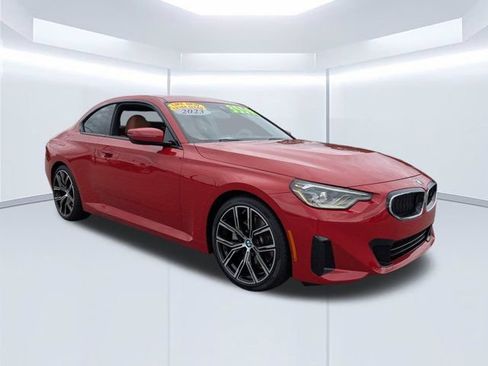 Used 2023 BMW 230i Coupe w/ Premium Package RWD image 2